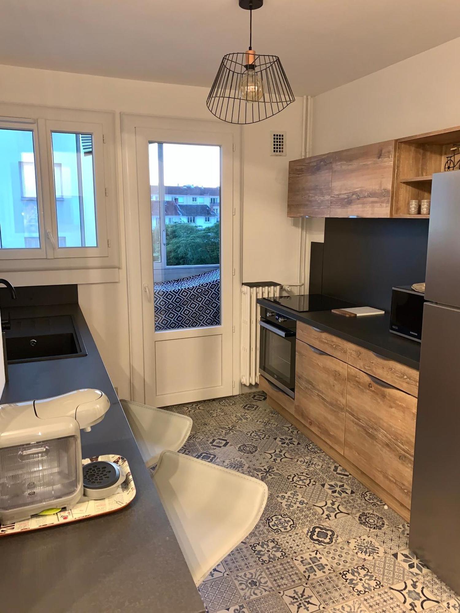 Bel Appartement Renove En Centre Ville 里摩日 外观 照片